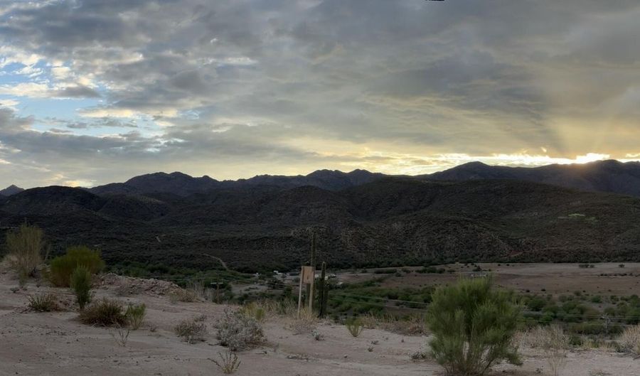 33375 S OLD BLACK CANYON Hwy, Black Canyon City, AZ 85324 - 0 Beds, 0 Bath