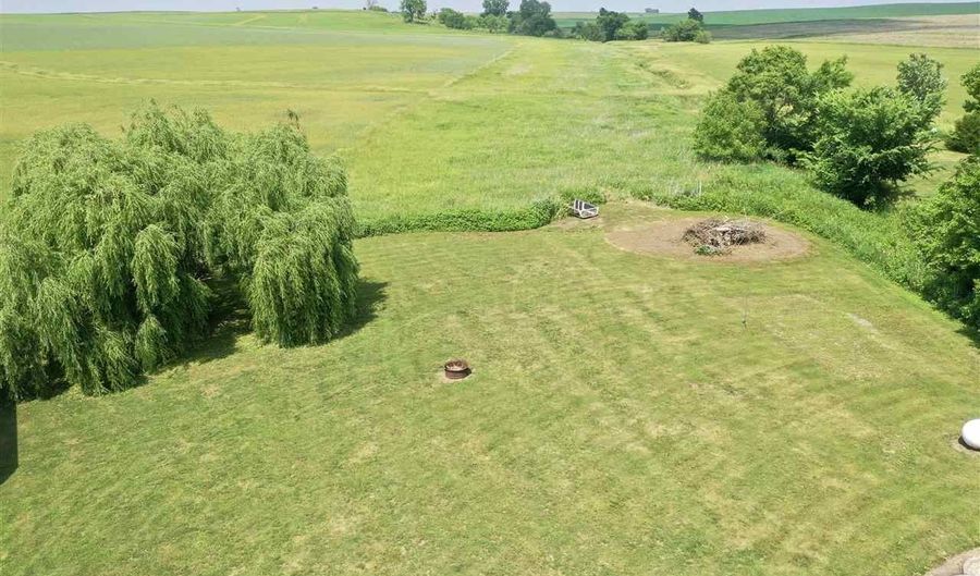 3017 118th St, Amana, IA 52203 - 3 Beds, 2 Bath