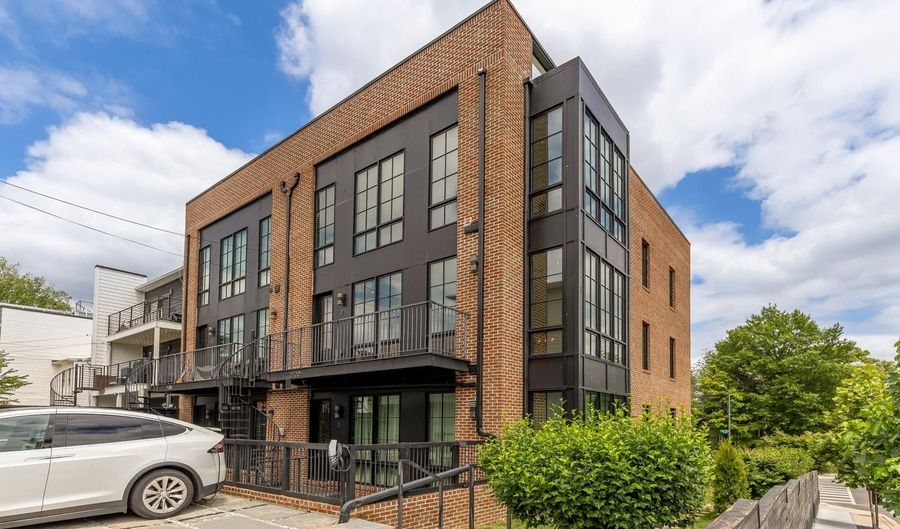 2100 4TH St NE #2, Washington, DC 20002 - 4 Beds, 4 Bath