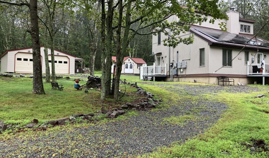 150 Mallard Ln, Albrightsville, PA 18210 - 3 Beds, 2 Bath