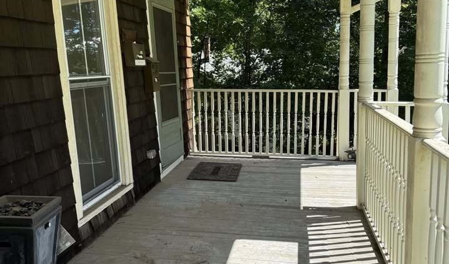 141 Millville Ave, Naugatuck, CT 06770 - 2 Beds, 2 Bath