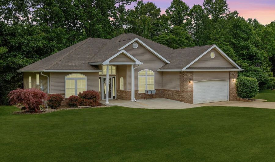 435 Cedar View Ln, Bedford, IN 47421 - 3 Beds, 2 Bath