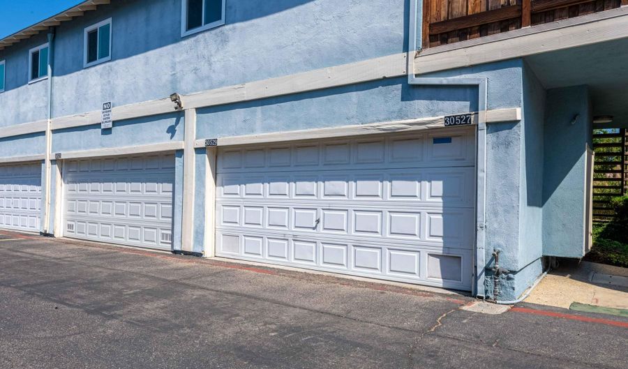 30529 Canwood St, Agoura Hills, CA 91301 - 2 Beds, 2 Bath