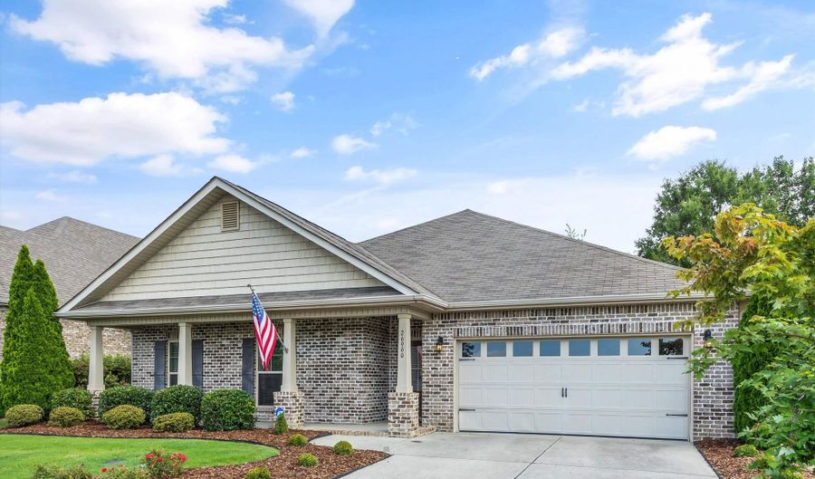 26960 Mill Creek Dr, Athens, AL 35613 - 4 Beds, 3 Bath