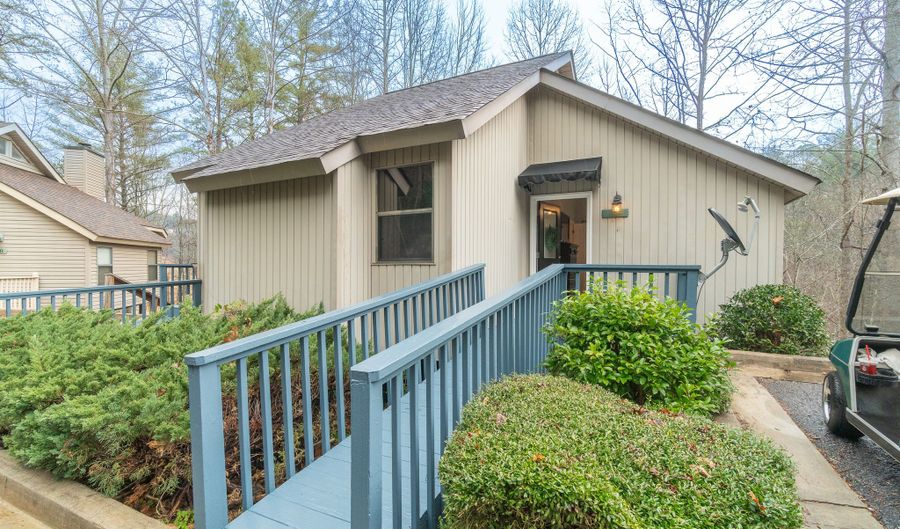 294 Schwarzwald Strasse, Helen, GA 30545 - 3 Beds, 3 Bath