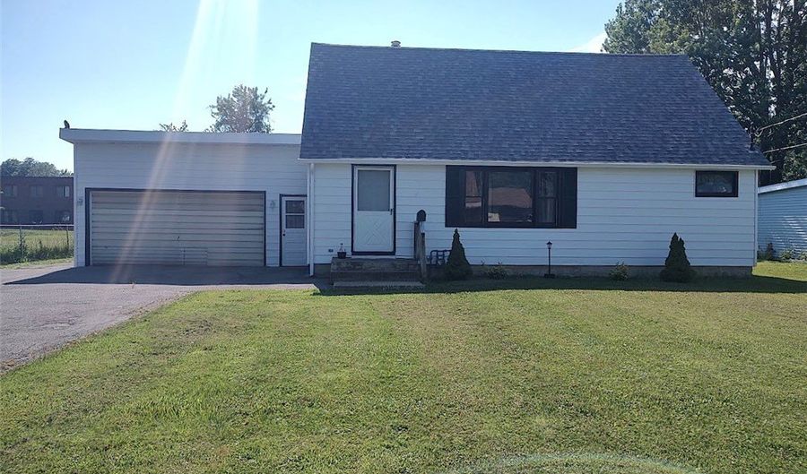 8 Allen St, Angola, NY 14006 - 3 Beds, 2 Bath