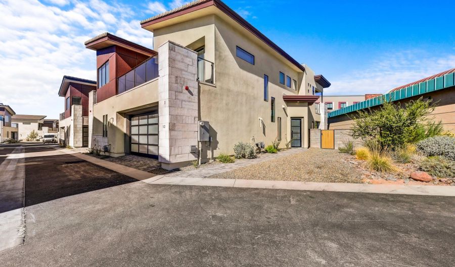 1 EASY St 12, Carefree, AZ 85377 - 3 Beds, 4 Bath