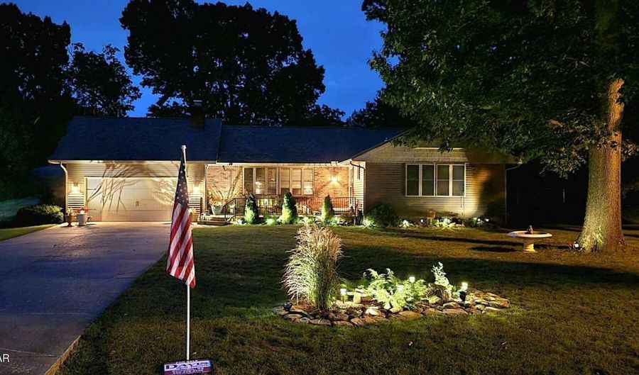 3050 Gaineswood Ave, Baxter Springs, KS 66713 - 3 Beds, 2 Bath