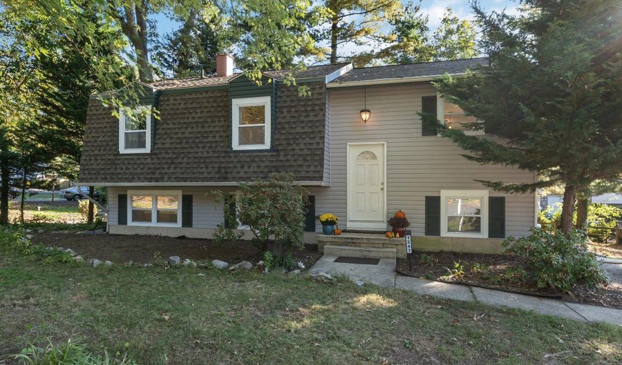 1247 RAMBLEWOOD Dr, Annapolis, MD 21409 - 4 Beds, 3 Bath