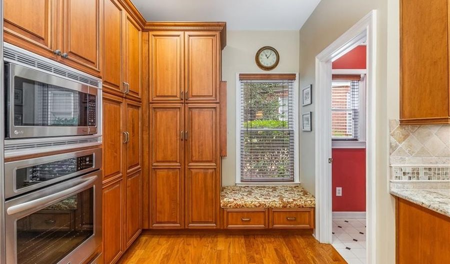 4672 Glenshire Pl, Atlanta, GA 30338 - 4 Beds, 3 Bath