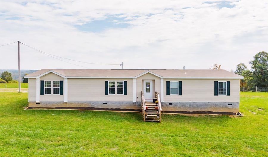 1750 Ridge Rd, Austinville, VA 24312 - 4 Beds, 2 Bath