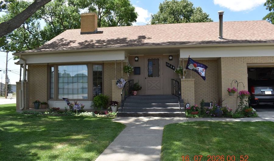1004 Dakota, Alliance, NE 69301 - 4 Beds, 2 Bath