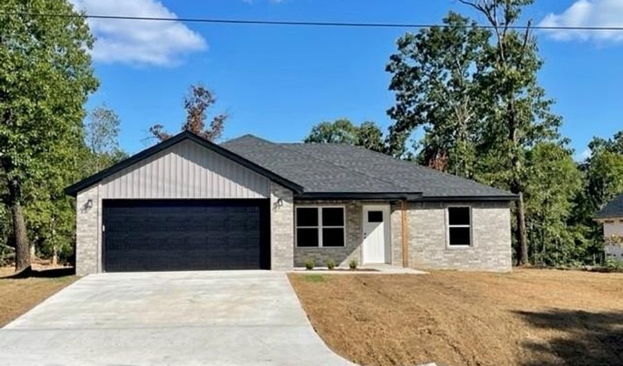 277 Kinross Dr, Bella Vista, AR 72715 - 3 Beds, 2 Bath