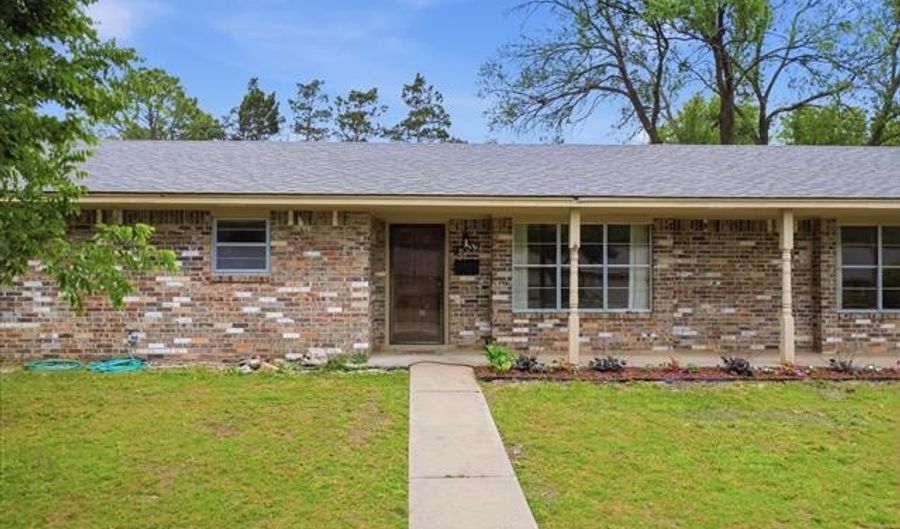 2509 SE Quail Pl, Bartlesville, OK 74006 - 4 Beds, 2 Bath