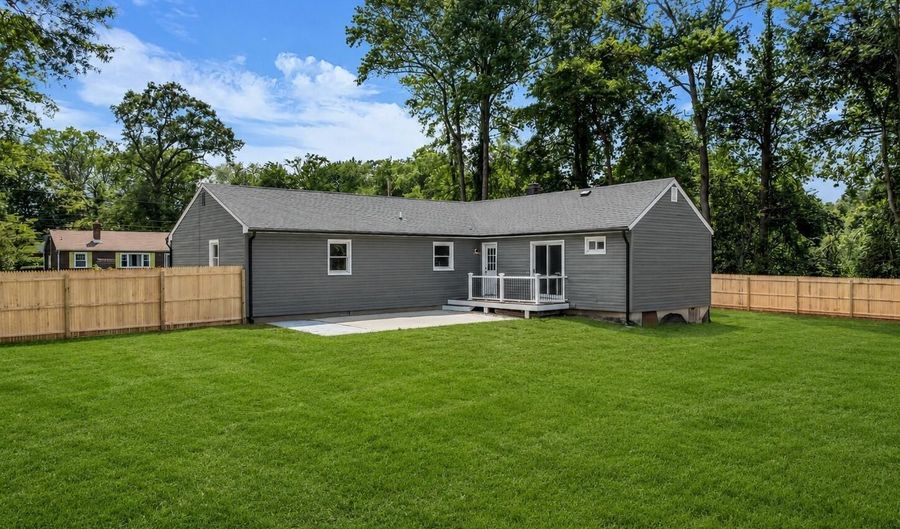 11 W Park Ave, Belford, NJ 07718 - 4 Beds, 2 Bath