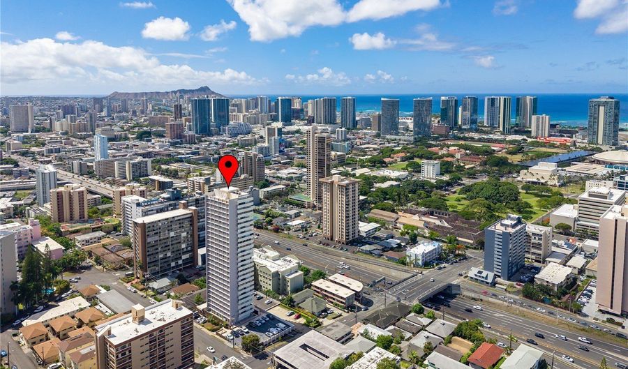 1425 Ward Ave 3W, Honolulu, HI 96822 - 2 Beds, 2 Bath