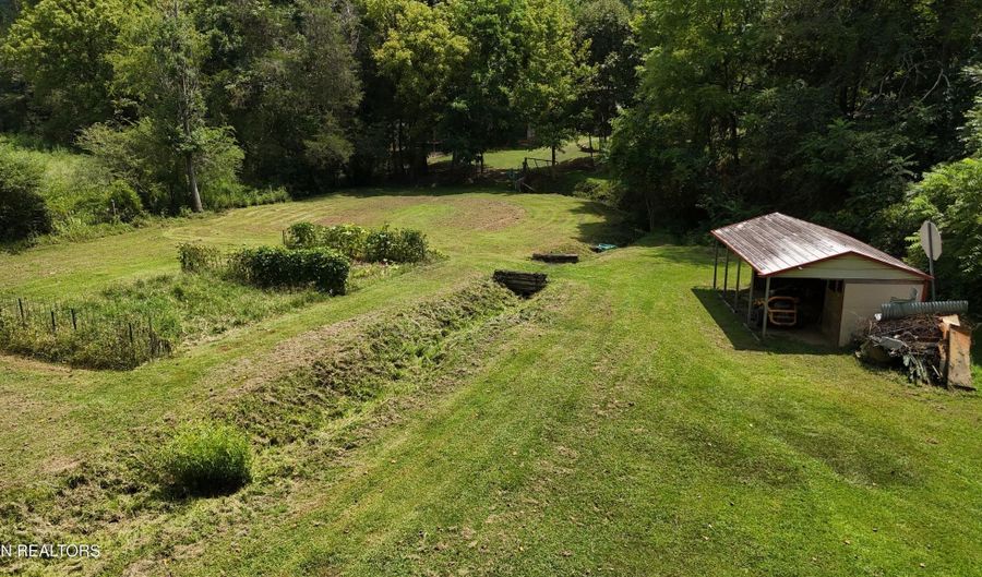 2306 Highway 61, Andersonville, TN 37705 - 3 Beds, 1 Bath
