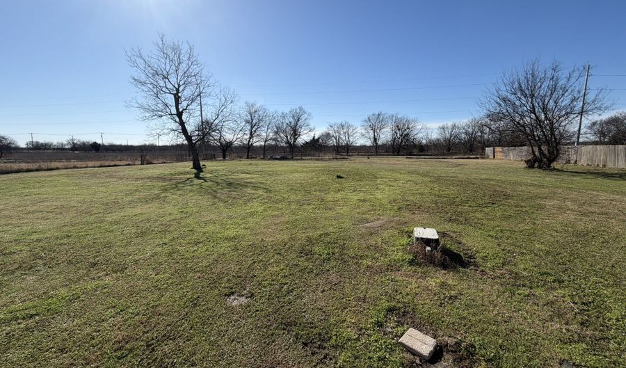 7311 S Interstate 45 Service Rd, Alba, TX 75119 - 0 Beds, 0 Bath