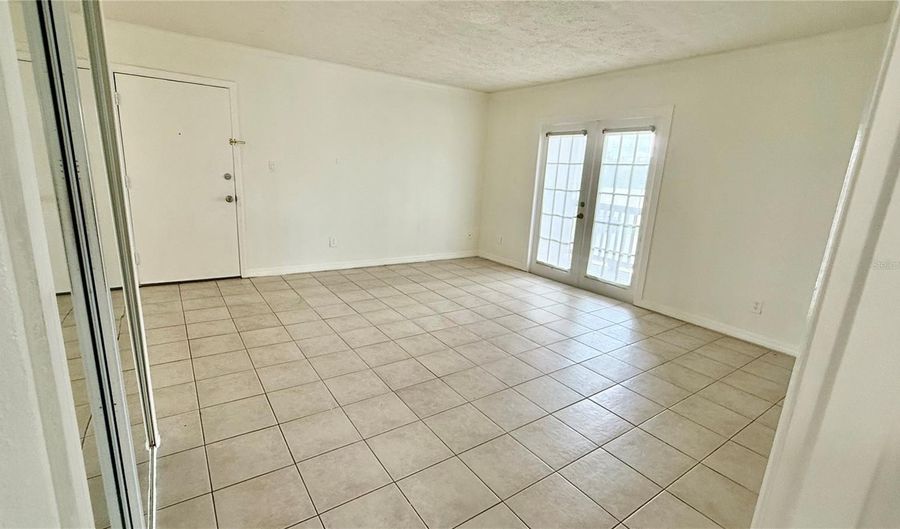 415 WYMORE Rd 201, Altamonte Springs, FL 32714 - 2 Beds, 1 Bath