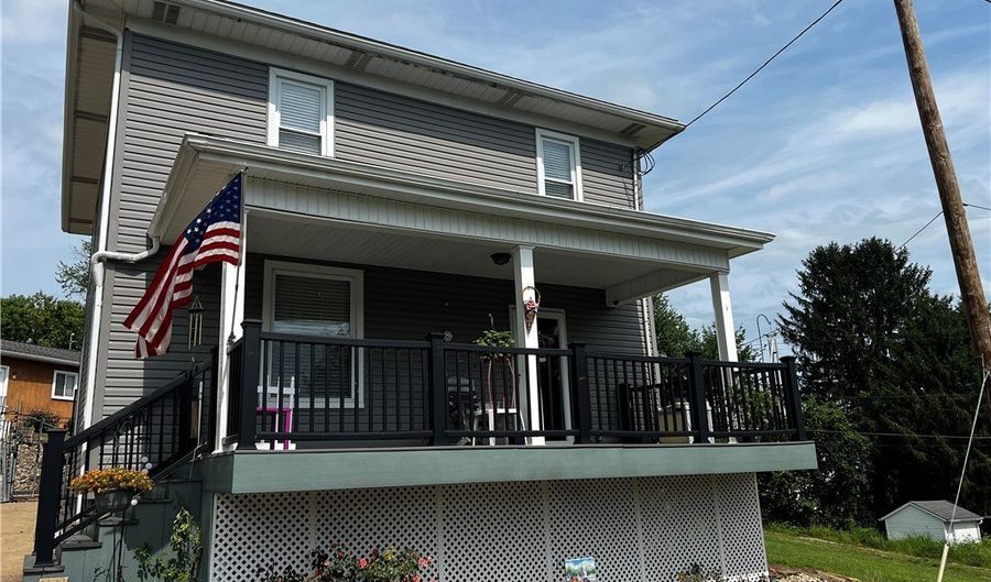 101 Lyons St, Adena, OH 43901 - 3 Beds, 2 Bath