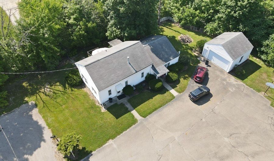1887 W Beech St, Alliance, OH 44601 - 0 Beds, 0 Bath