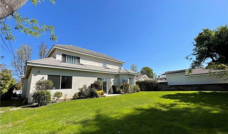 418 Danimere Ave, Arcadia, CA 91006 - 5 Beds, 5 Bath