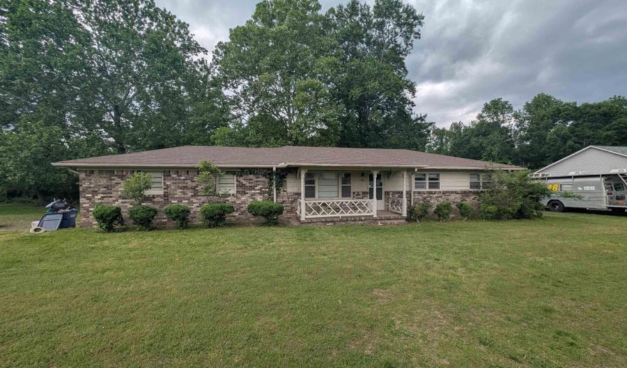 21 Arad Thompson Rd, Arab, AL 35016 - 3 Beds, 1 Bath