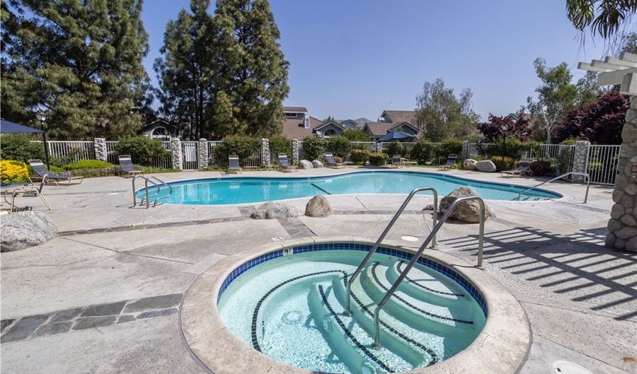 26948 Flo Ln 365, Canyon Country, CA 91351 - 2 Beds, 2 Bath