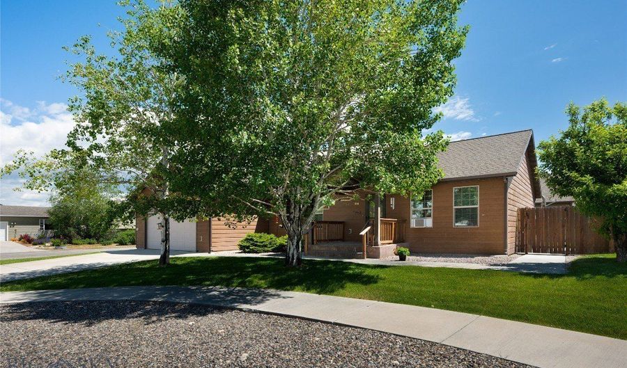 904 Ernie Ct, Belgrade, MT 59714 - 3 Beds, 2 Bath