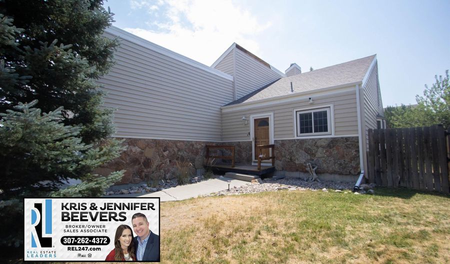 781 W 57th St, Casper, WY 82601 - 4 Beds, 3 Bath