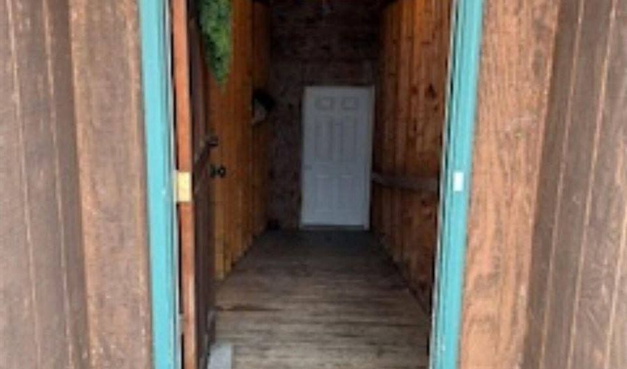 20 Monument Rd, Abbot, ME 04406 - 2 Beds, 2 Bath