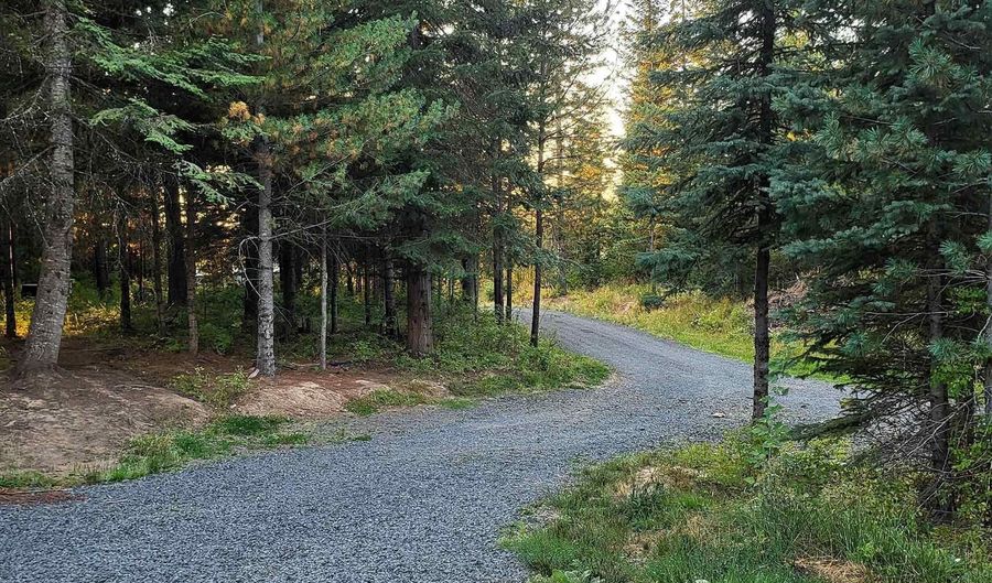 1000 Sanderson Ln, Bovill, ID 83806 - 0 Beds, 0 Bath
