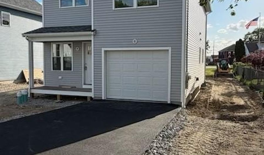9 Kinsman St, Cumberland, RI 02864 - 3 Beds, 3 Bath