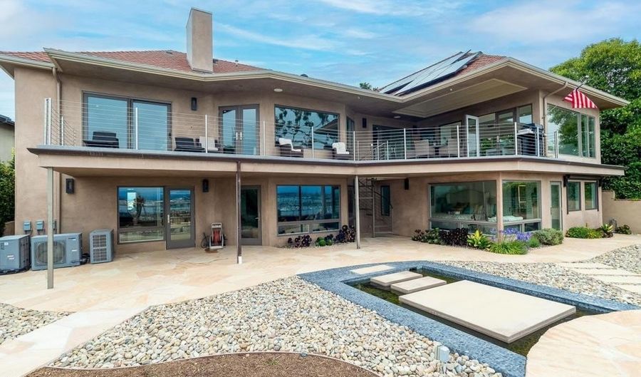 621 San Elijo St, San Diego, CA 92106 - 4 Beds, 7 Bath