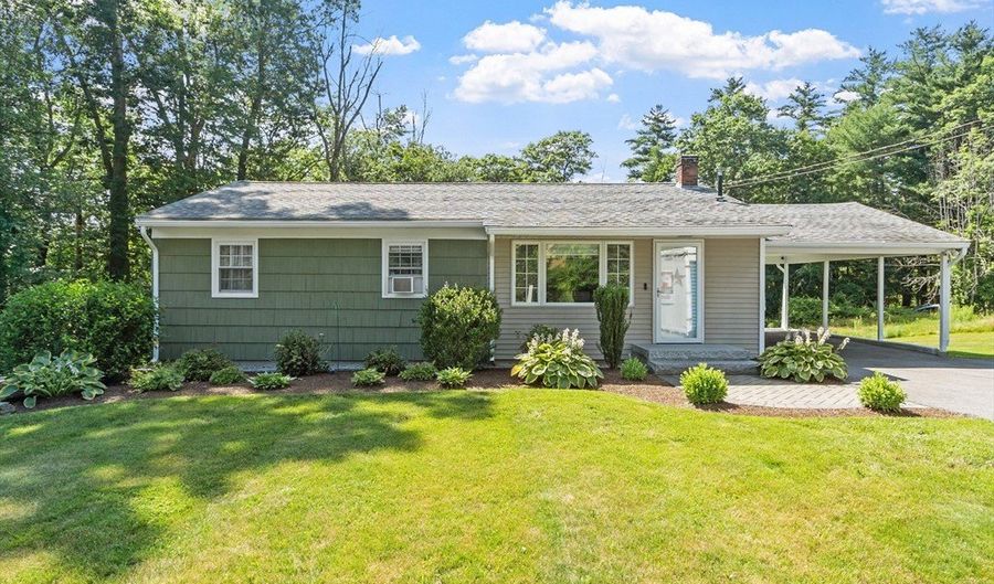 700 New Ipswich Rd, Ashby, MA 01431 - 3 Beds, 1 Bath