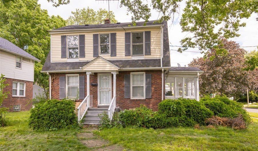 1255 Superior Ave, Akron, OH 44307 - 4 Beds, 1 Bath