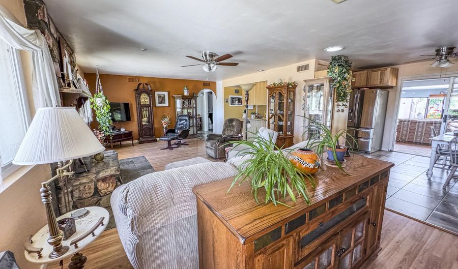 4621 E DESERT FOREST Trl, Cave Creek, AZ 85331 - 4 Beds, 3 Bath