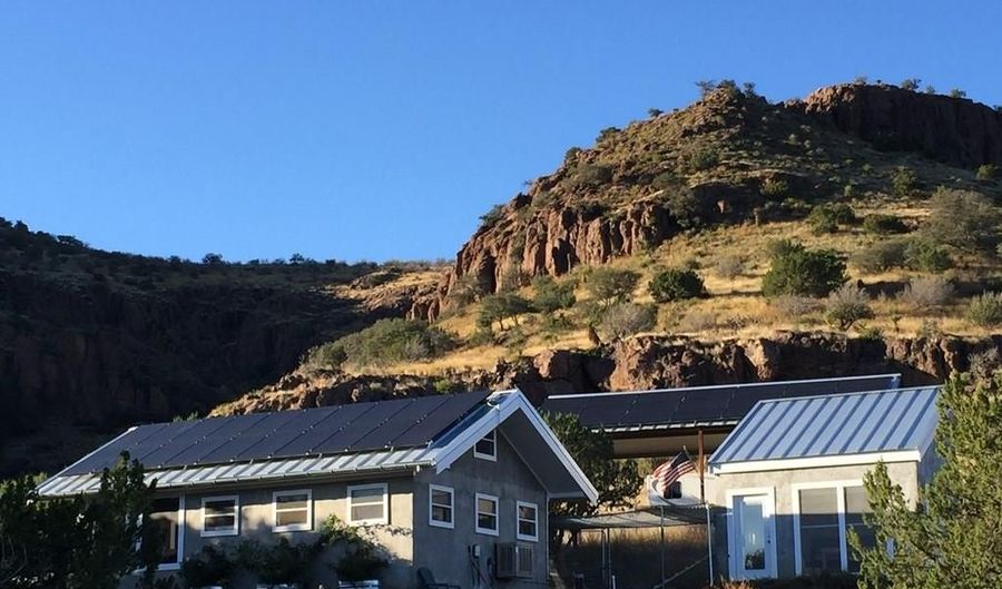 59 Wagon Rd, Alpine, TX 79830 - 4 Beds, 4 Bath