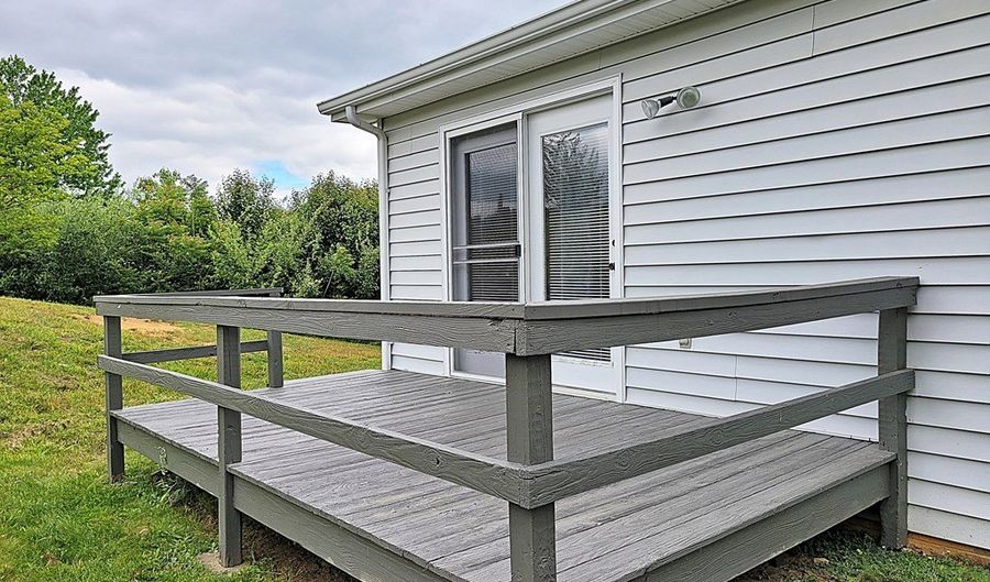 330 Jones Ln, Abingdon, VA 24210 - 2 Beds, 1 Bath