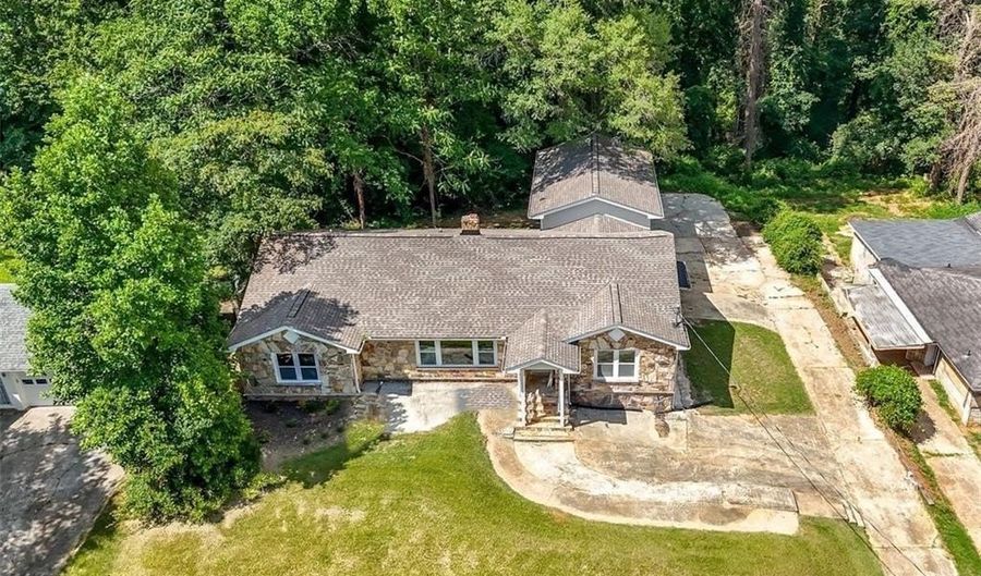 1721 Hortense Pl NW 3, Atlanta, GA 30318 - 4 Beds, 3 Bath