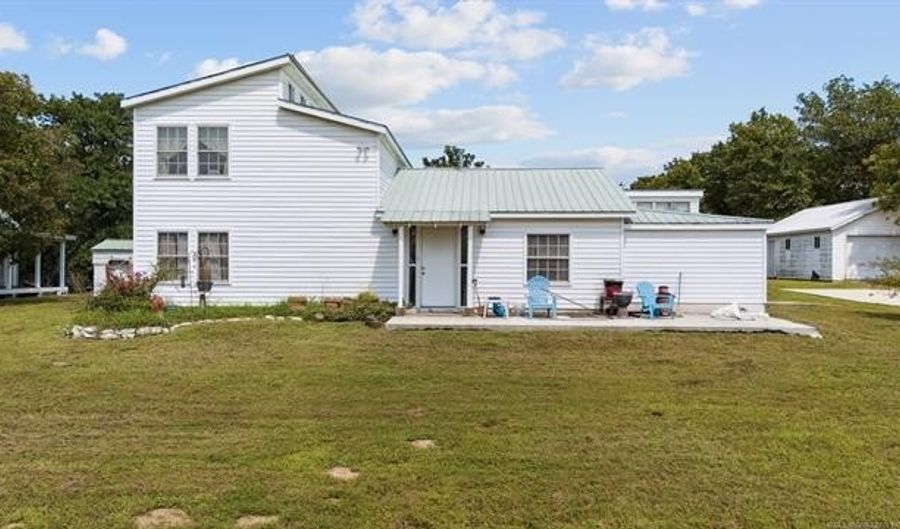 4352 Norfolk Ave, Beggs, OK 74421 - 1 Beds, 2 Bath