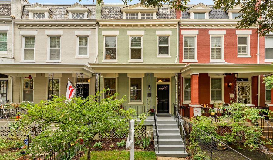222 TENNESSEE Ave NE, Washington, DC 20002 - 4 Beds, 2 Bath