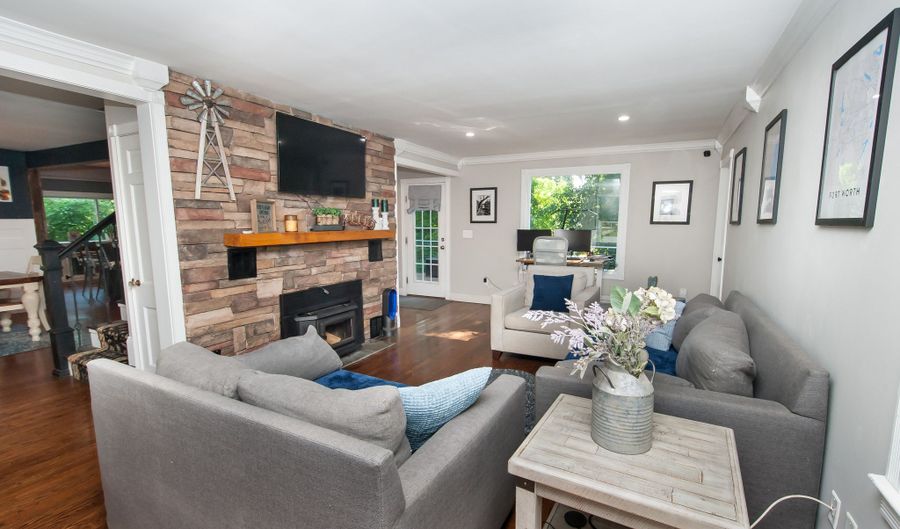148 Middle River Rd, Danbury, CT 06811 - 4 Beds, 3 Bath