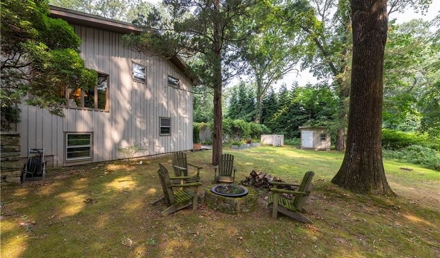 165 Kent Dr, East Greenwich, RI 02818 - 3 Beds, 4 Bath