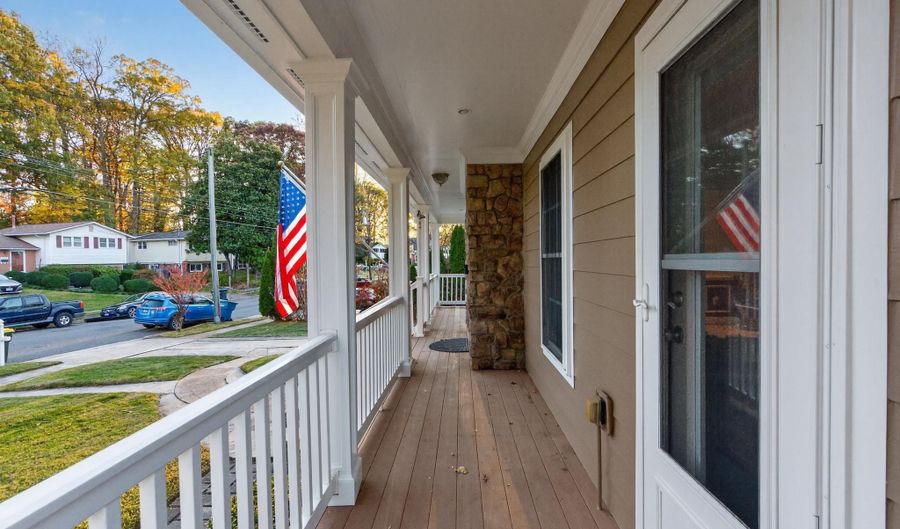 7602 GAYLORD Dr, Annandale, VA 22003 - 7 Beds, 6 Bath