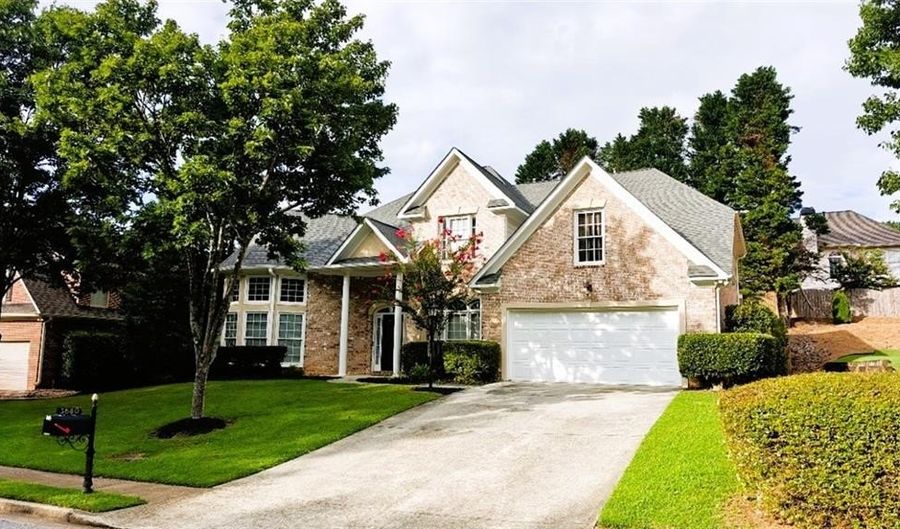 3680 Highcroft Cir, Peachtree Corners, GA 30092 - 5 Beds, 4 Bath