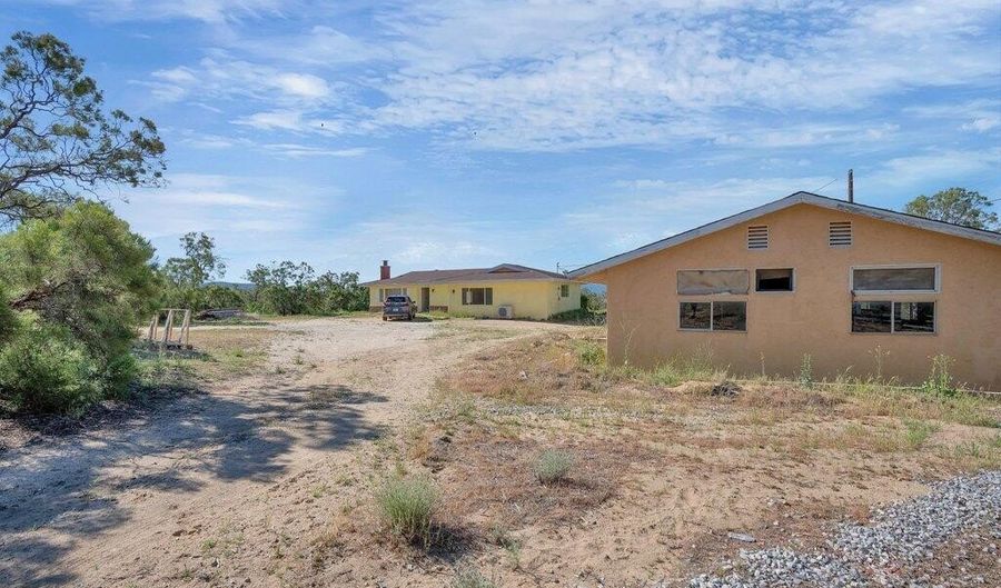 56471 Lubo Trl, Anza, CA 92539 - 3 Beds, 2 Bath