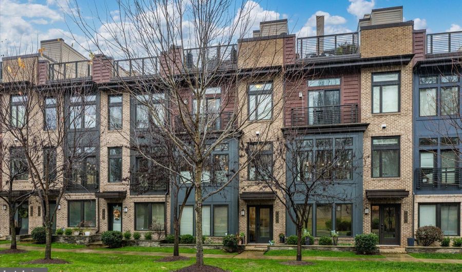 406 BARLOW Pl, Bethesda, MD 20814 - 4 Beds, 4 Bath