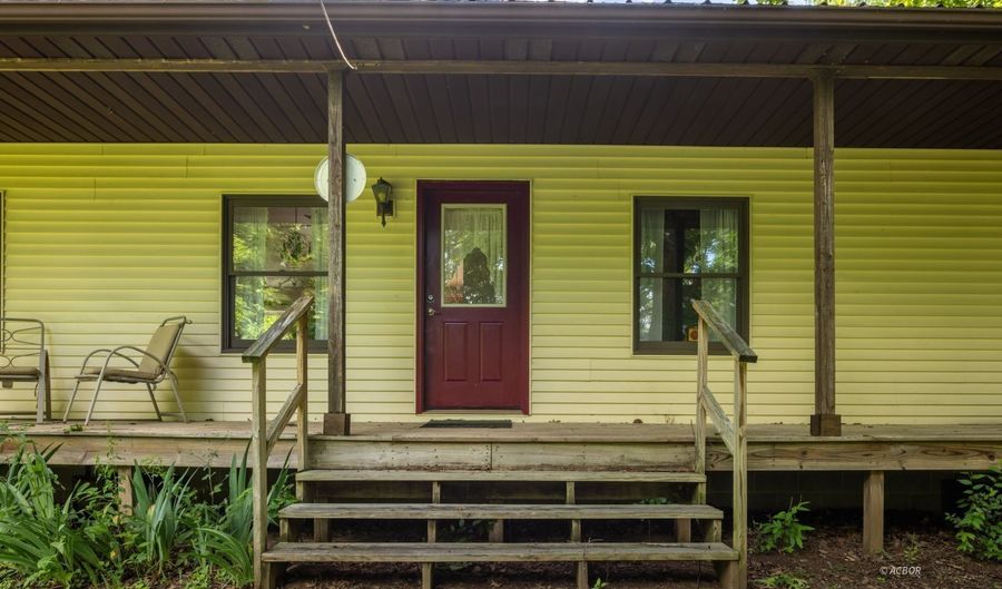 13590 Eddy Rd, Athens, OH 45701 - 3 Beds, 3 Bath