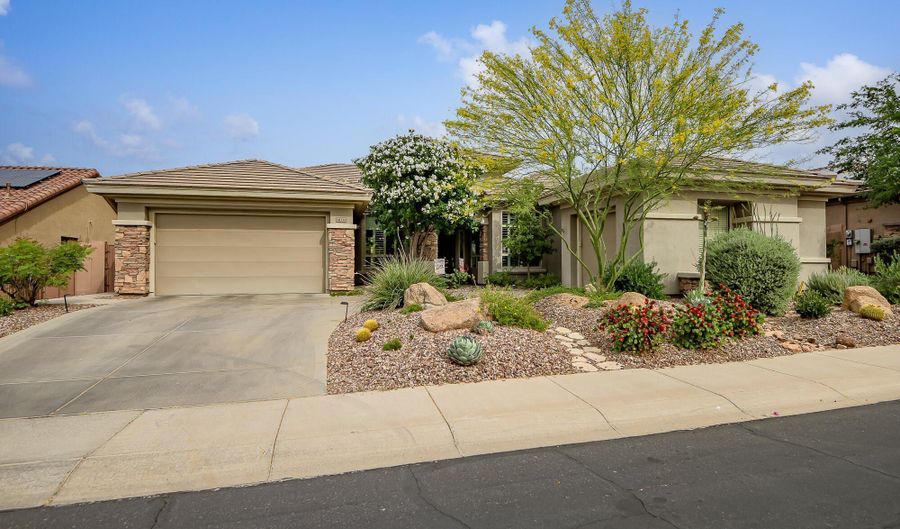 41330 N CONGRESSIONAL Dr, Anthem, AZ 85086 - 4 Beds, 4 Bath